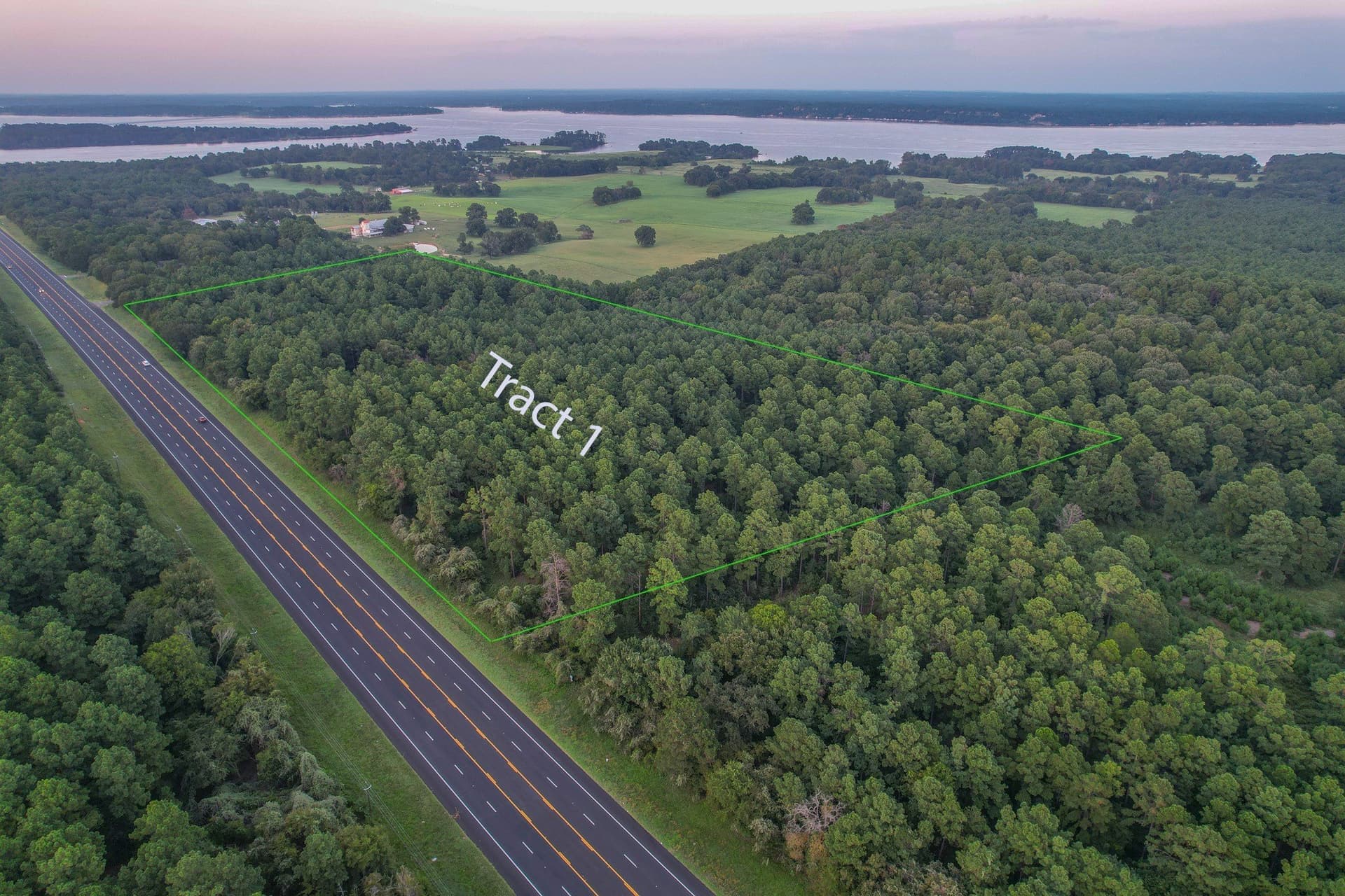 23.2 acres in Henderson County
