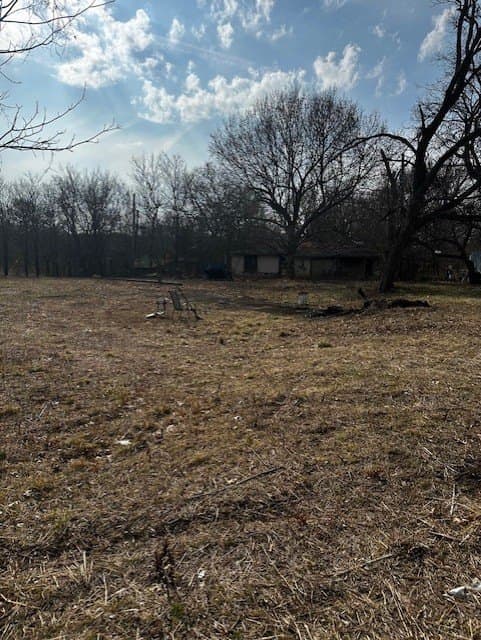 0.74 acres in Grayson County gallery image 4