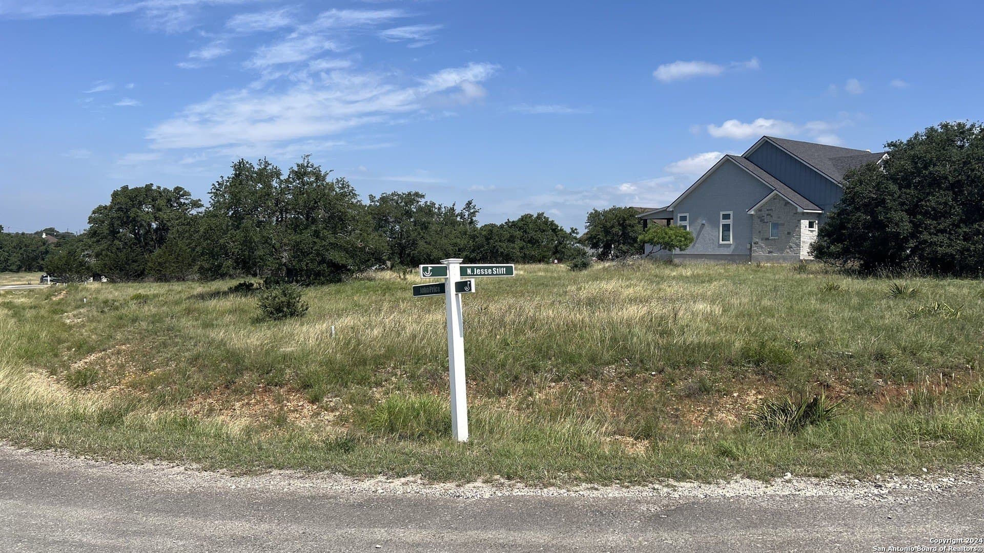 0.37 acres in Blanco County gallery image 3