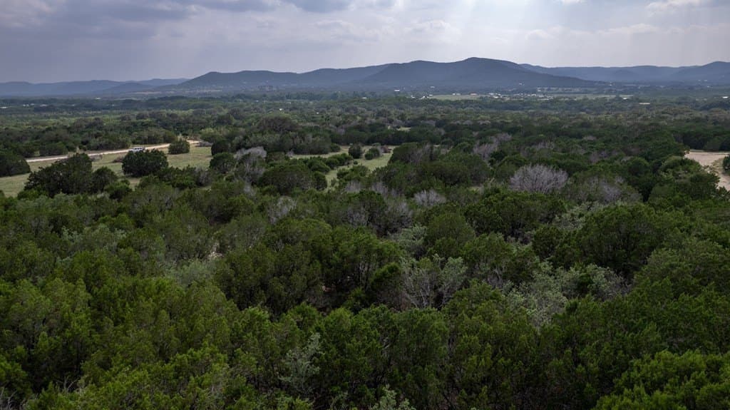 5.1 acres in Real County - photo 8