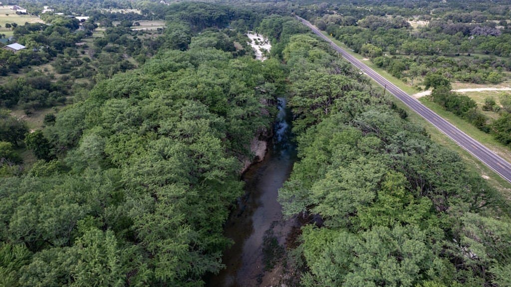 5.1 acres in Real County - photo 18
