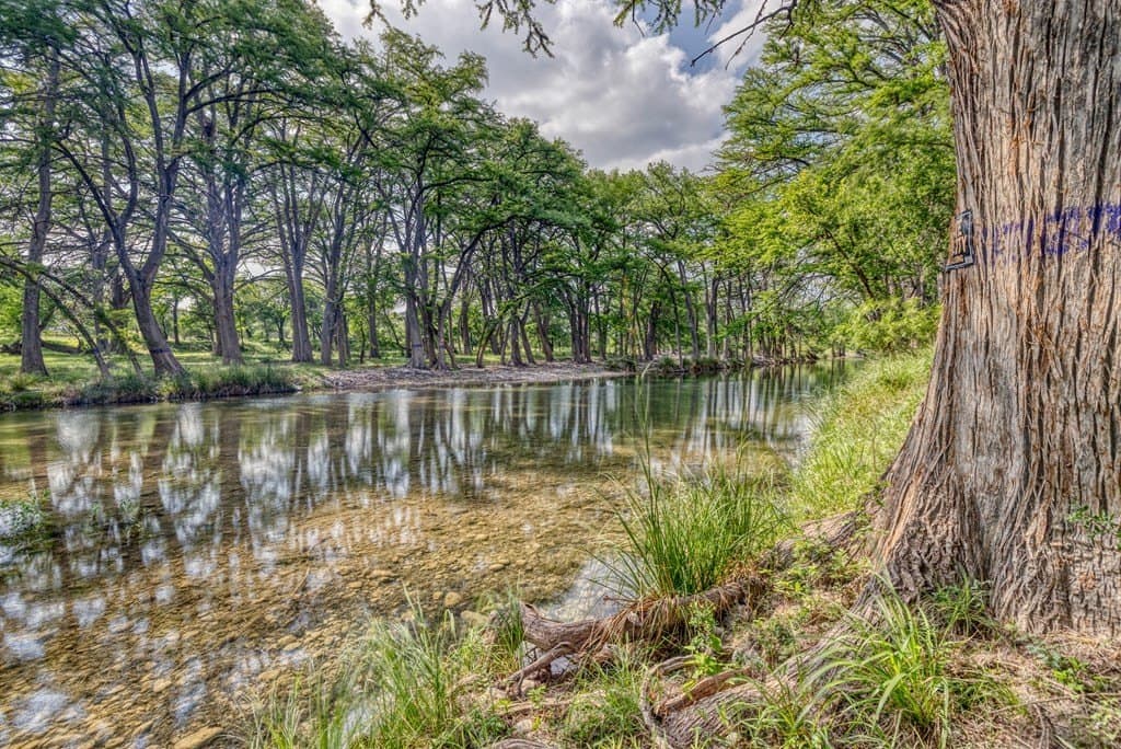 5.1 acres in Real County - photo 31