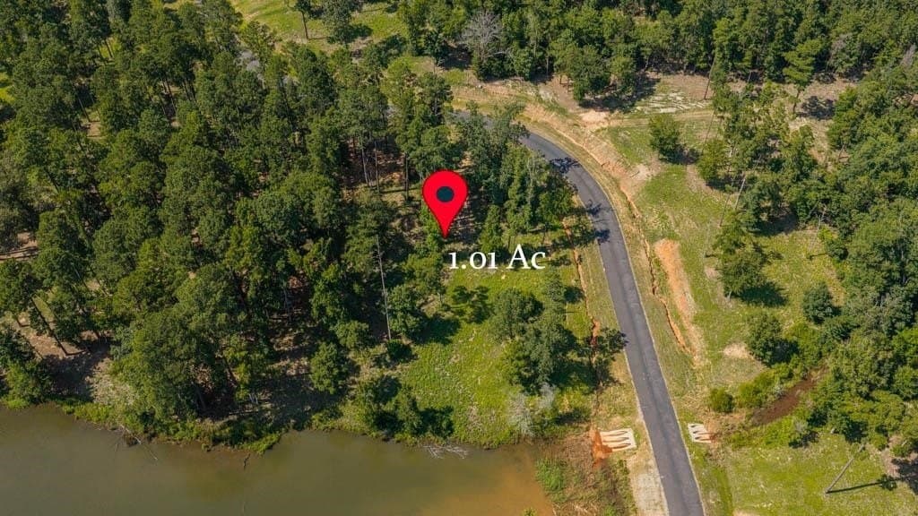 1.01 acres in Harrison County