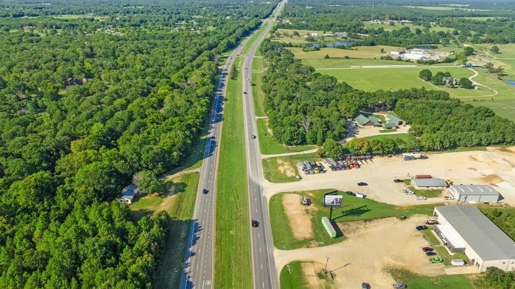 7.22 acres in Lamar County gallery image 4