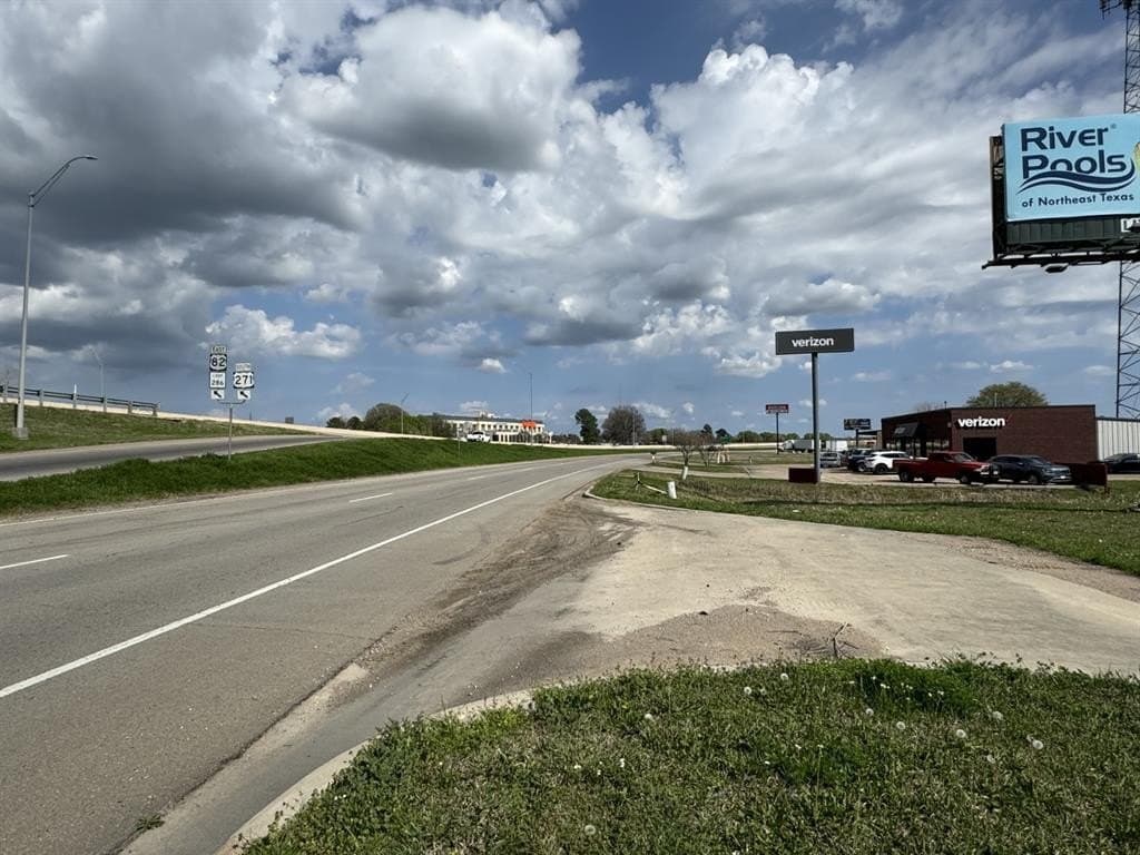 6.01 acres in Lamar County gallery image 3