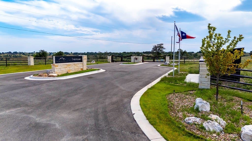 3.37 acres in Gillespie County - photo 22
