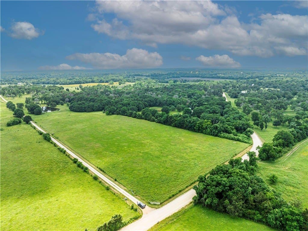 9.44 acres in AUSTIN County - photo 9