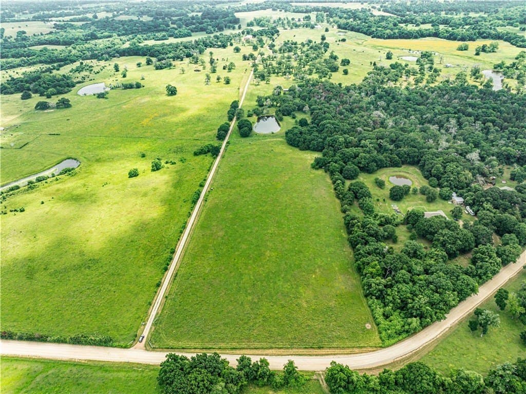9.44 acres in AUSTIN County - photo 10