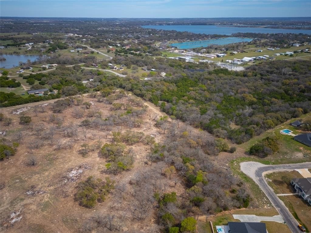 0.84 acres in Hood County gallery image 2