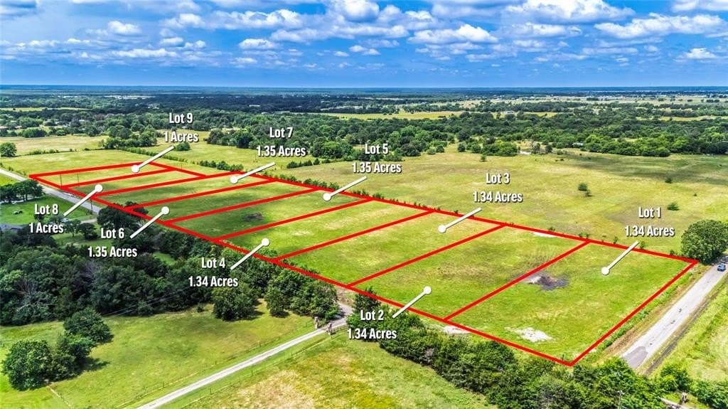 1.35 acres in Hunt County gallery image 2