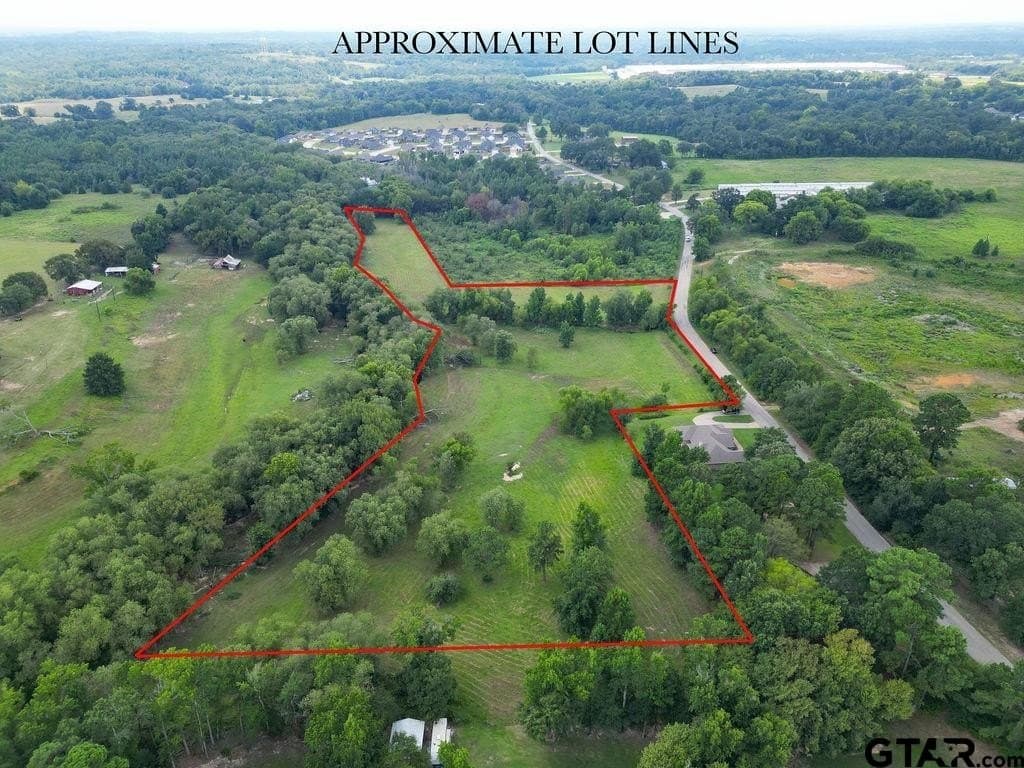 8.25 acres in Smith County featured view