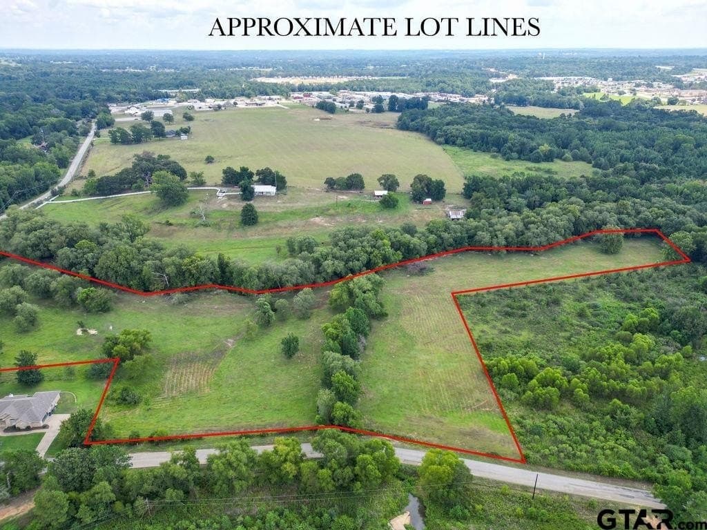 8.25 acres in Smith County gallery image 3