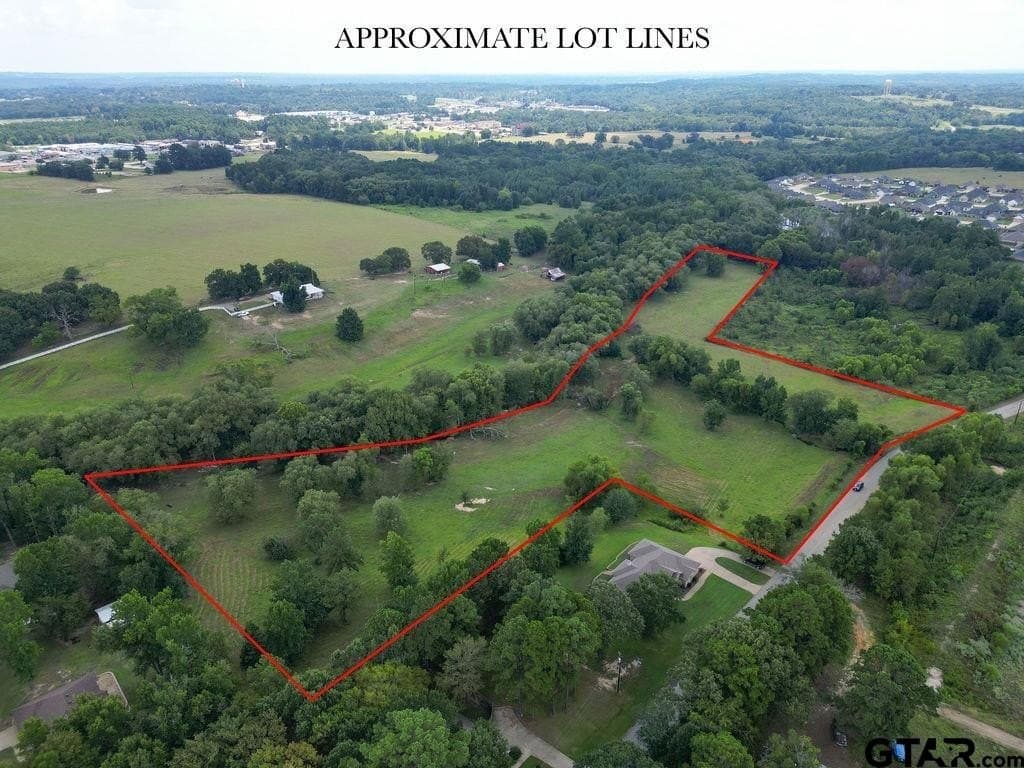8.25 acres in Smith County gallery image 4