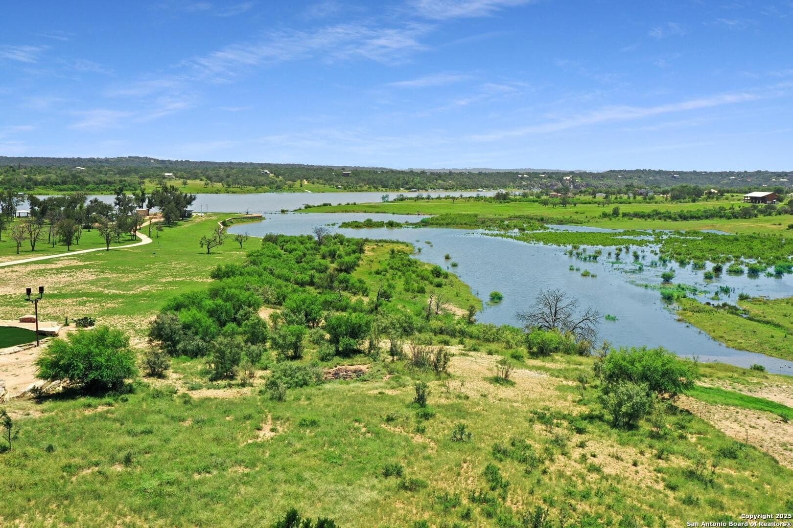 6 acres in Burnet County gallery image 4