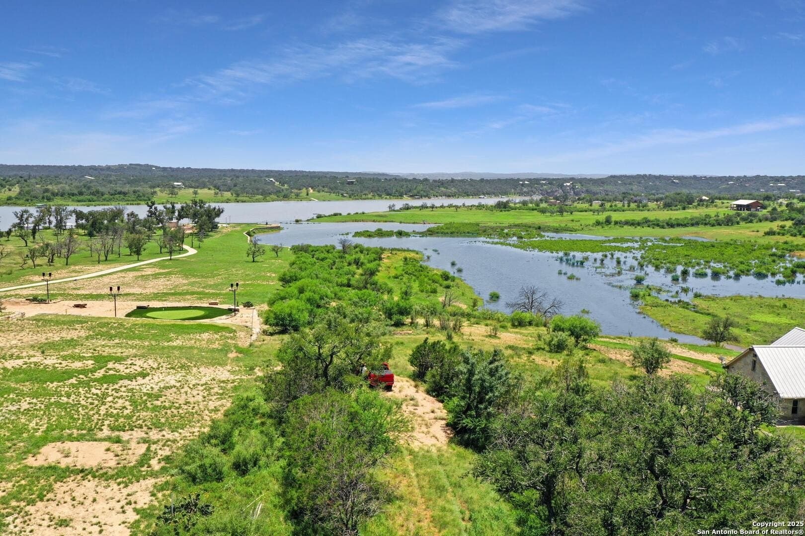 6 acres in Burnet County