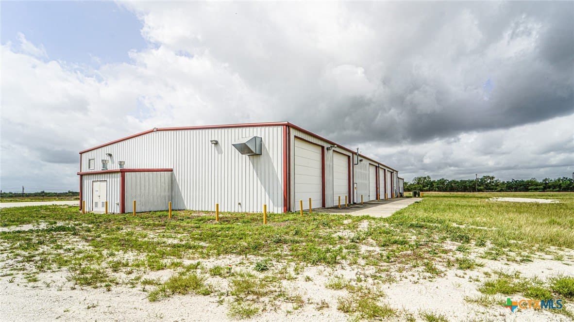29.33 acres in Victoria County gallery image 3