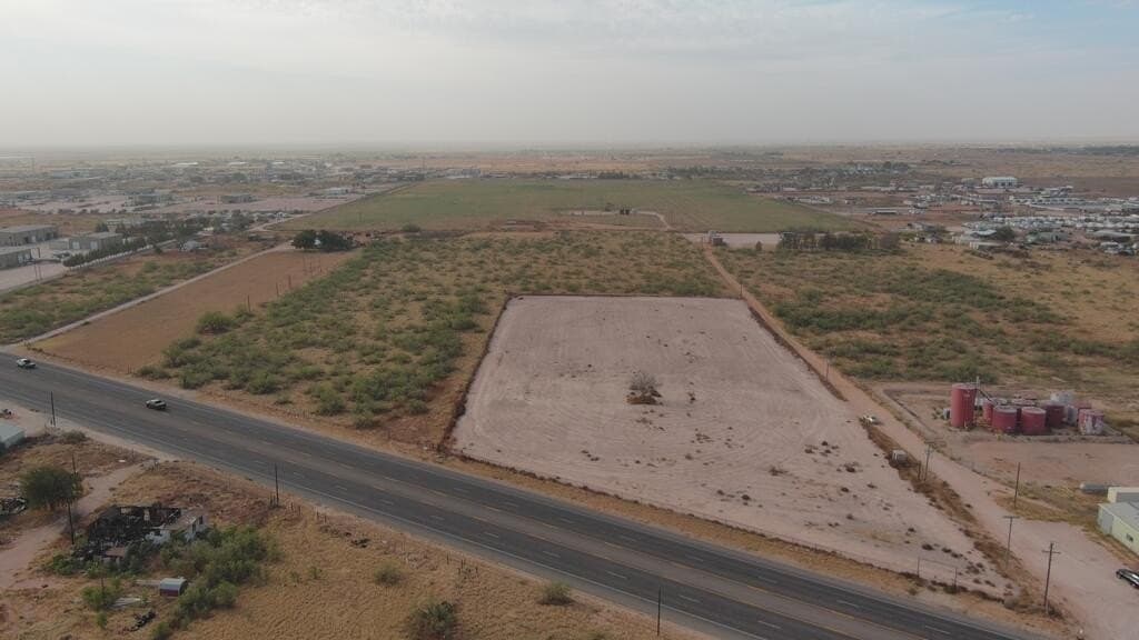 5 acres in Midland County