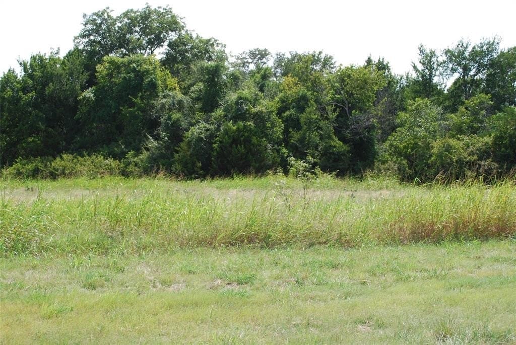0.47 acres in Hill County