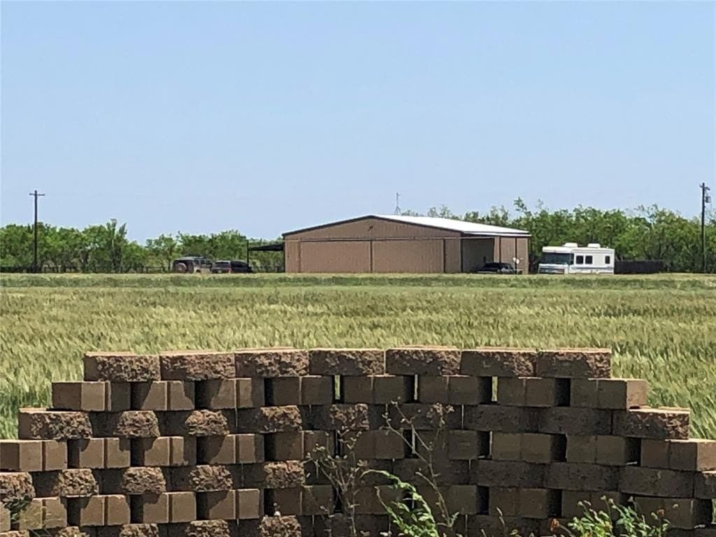 1 acres in Callahan County gallery image 2