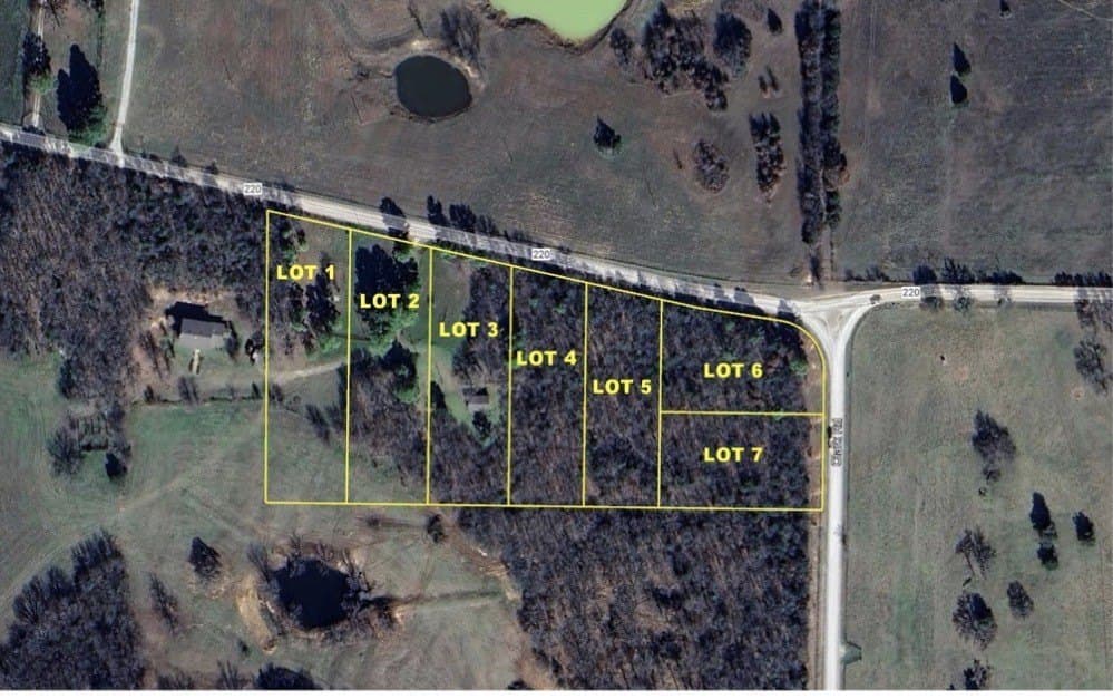 1.11 acres in Cooke County gallery image 3