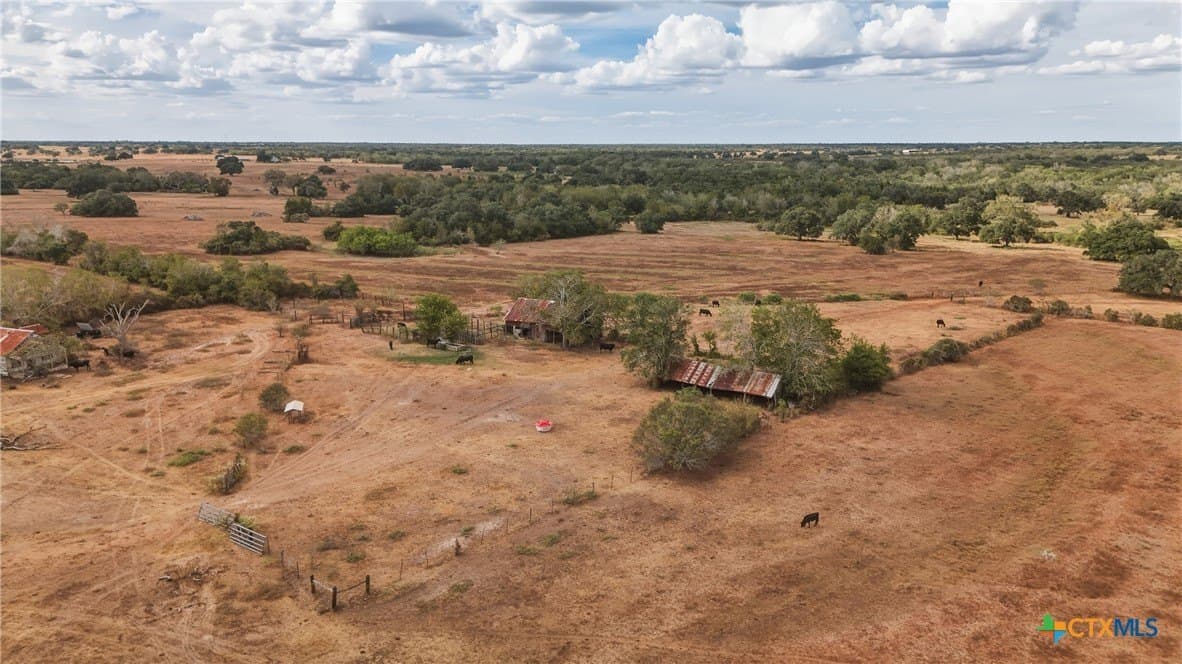 100.6 acres in DeWitt County - photo 28