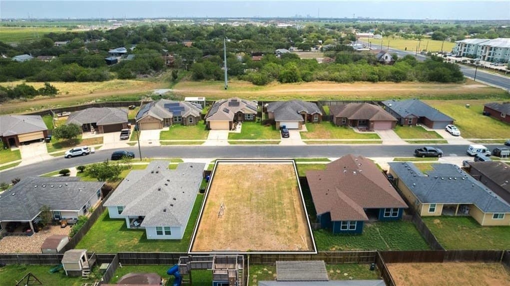 0.11 acres in Nueces County - photo 7
