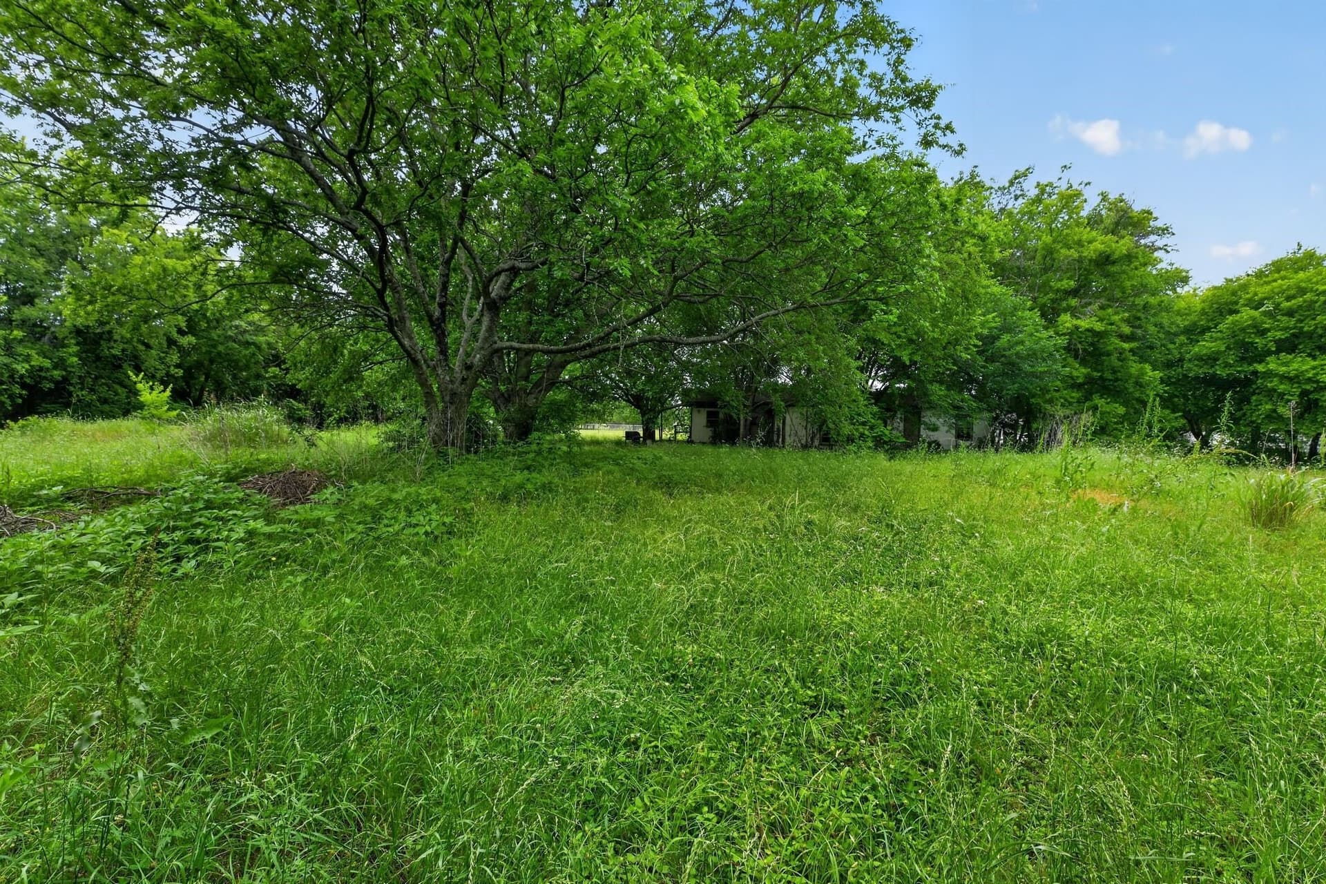 1 acres in Tarrant County featured view