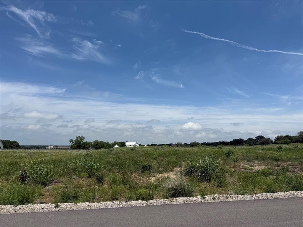 0.5 acres in Hood County gallery image 4