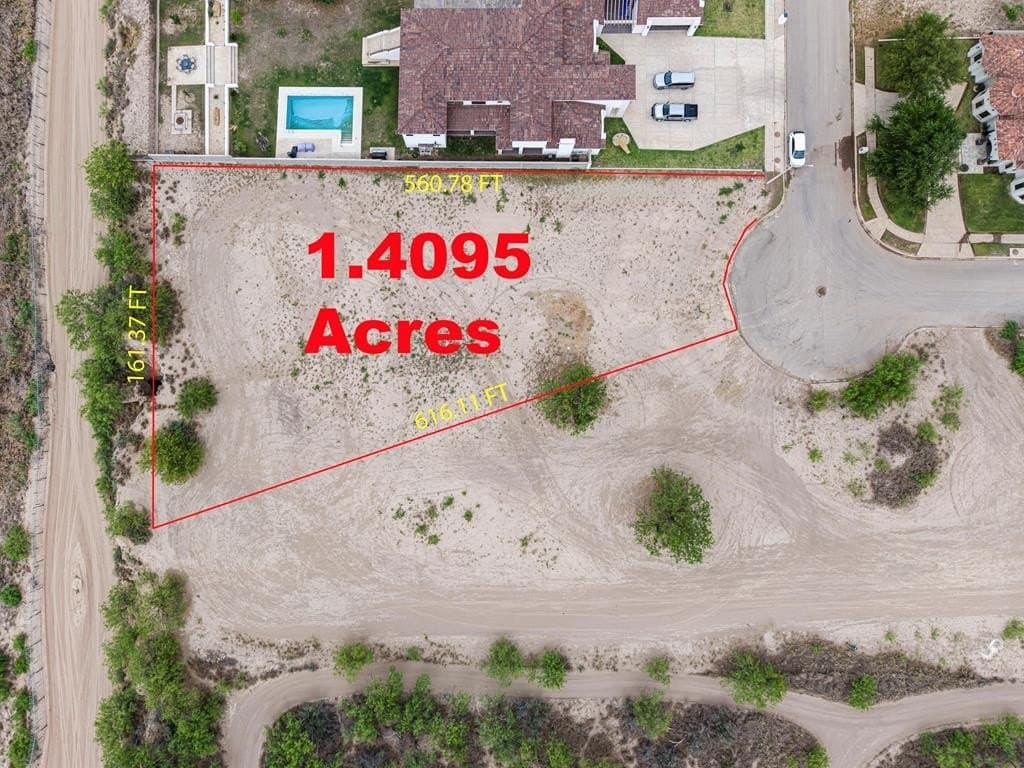 1.41 acres in Maverick County