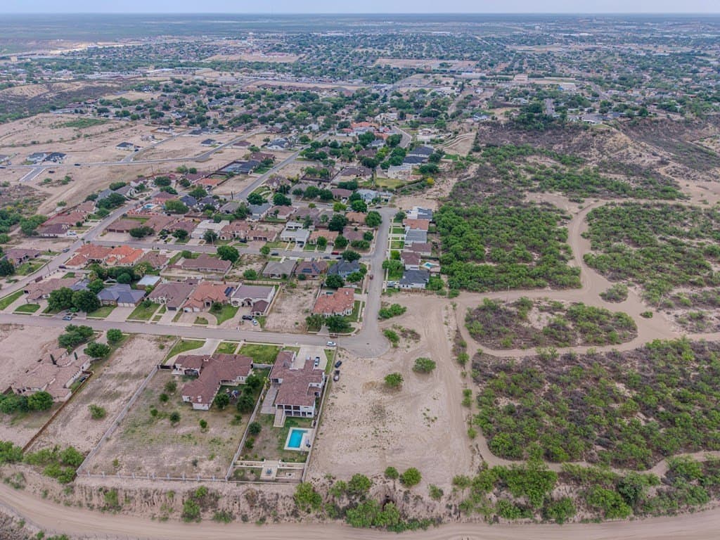 1.41 acres in Maverick County gallery image 2