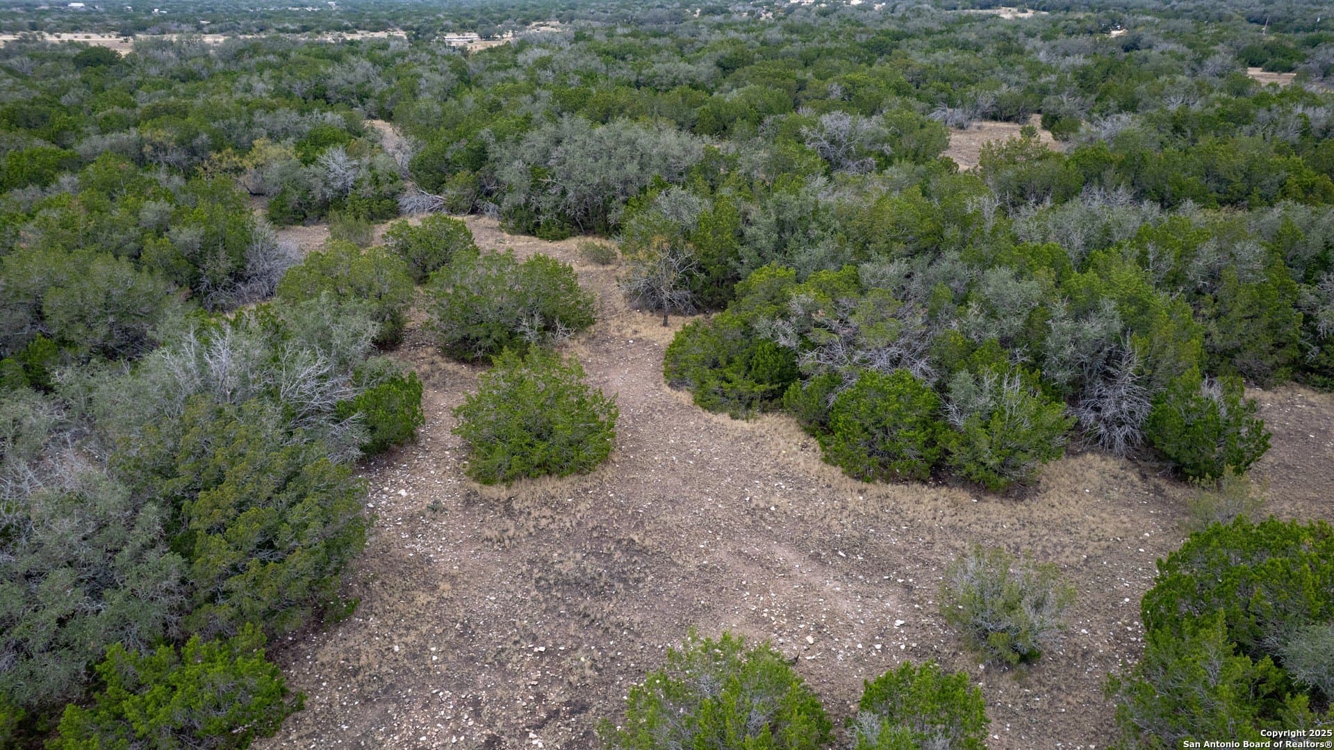 73.84 acres in Edwards County - photo 37