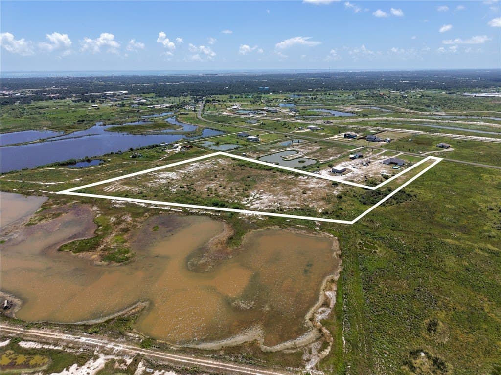 10 acres in Aransas County - photo 4
