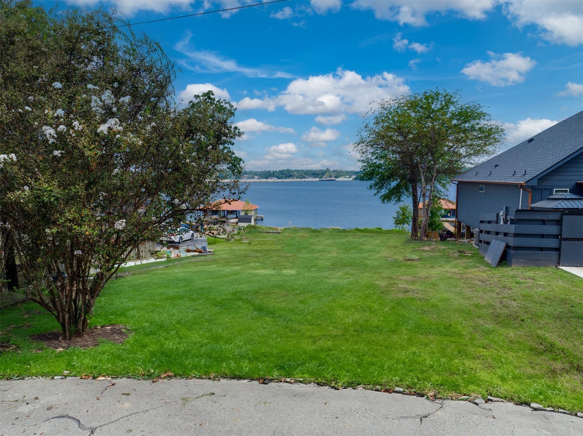 0.25 acres in Henderson County - photo 7