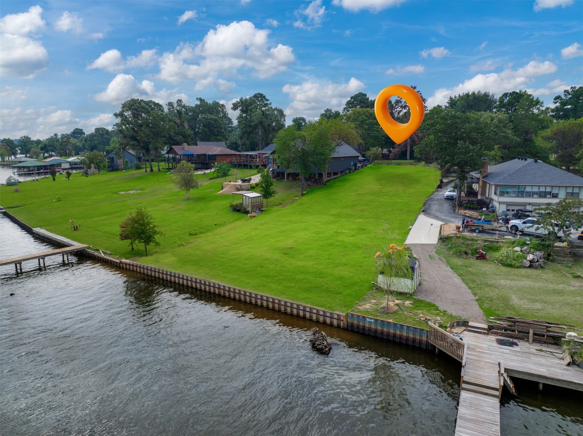 0.25 acres in Henderson County - photo 3