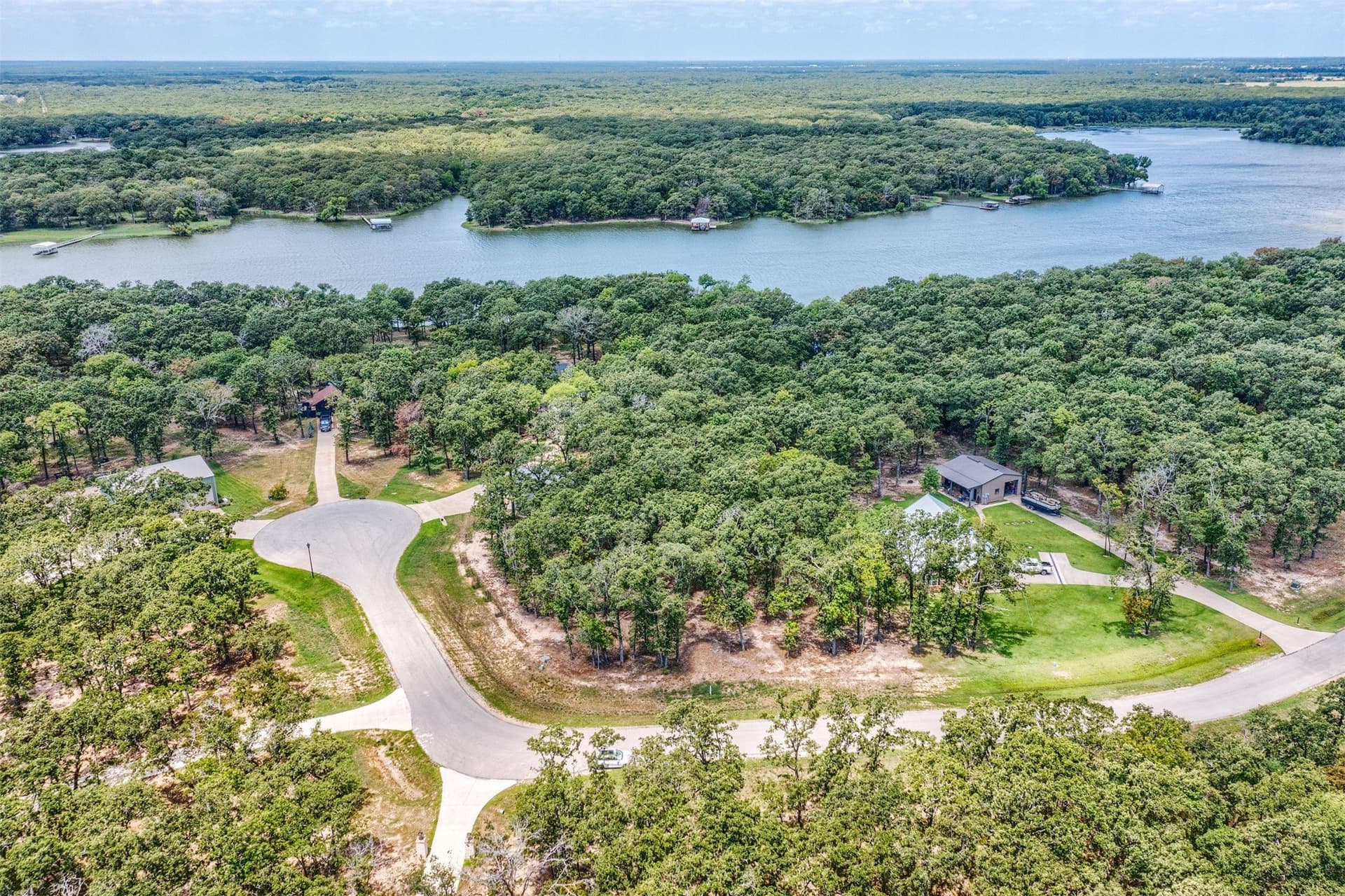 2.1 acres in Hunt County