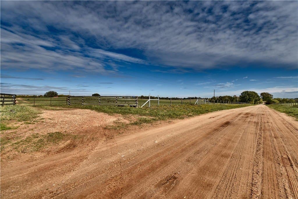 226.87 acres in AUSTIN County - photo 10