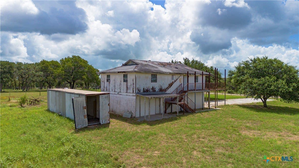 10.37 acres in Wilson County - photo 10