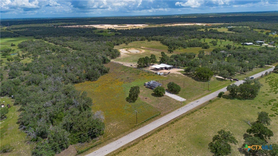 10.37 acres in Wilson County gallery image 4