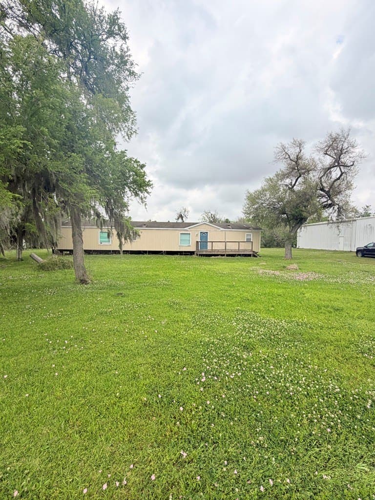 10 acres in Brazoria County - photo 6