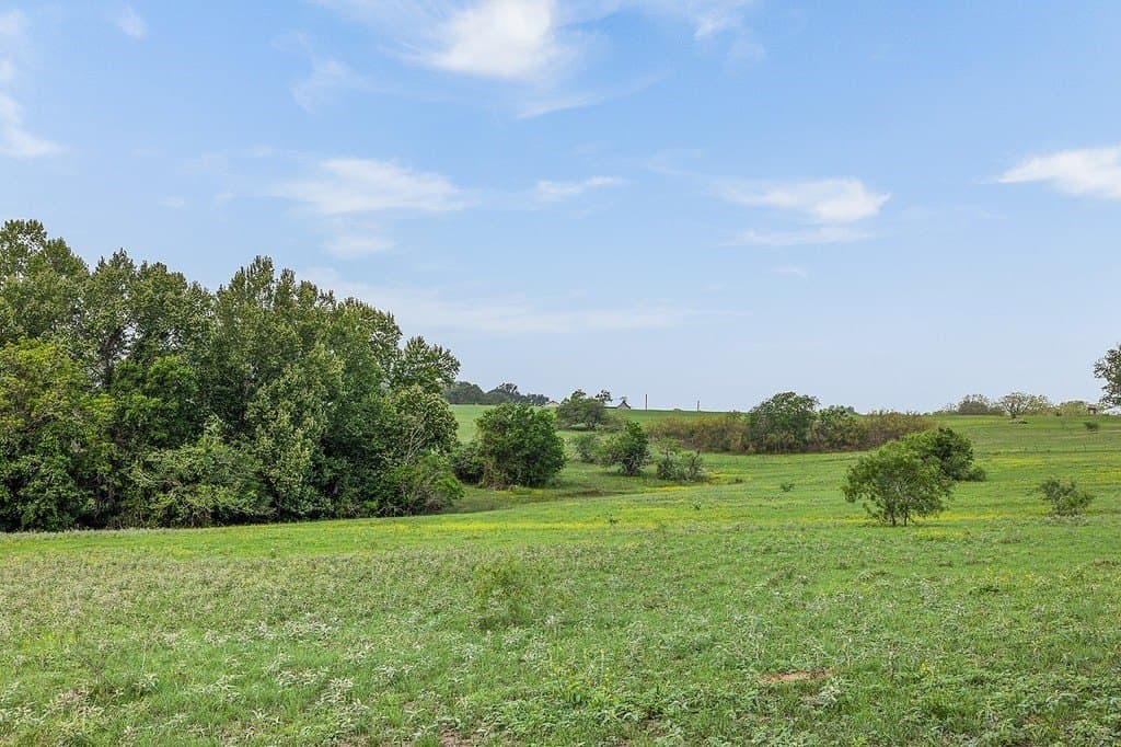 43.99 acres in Fayette County featured view