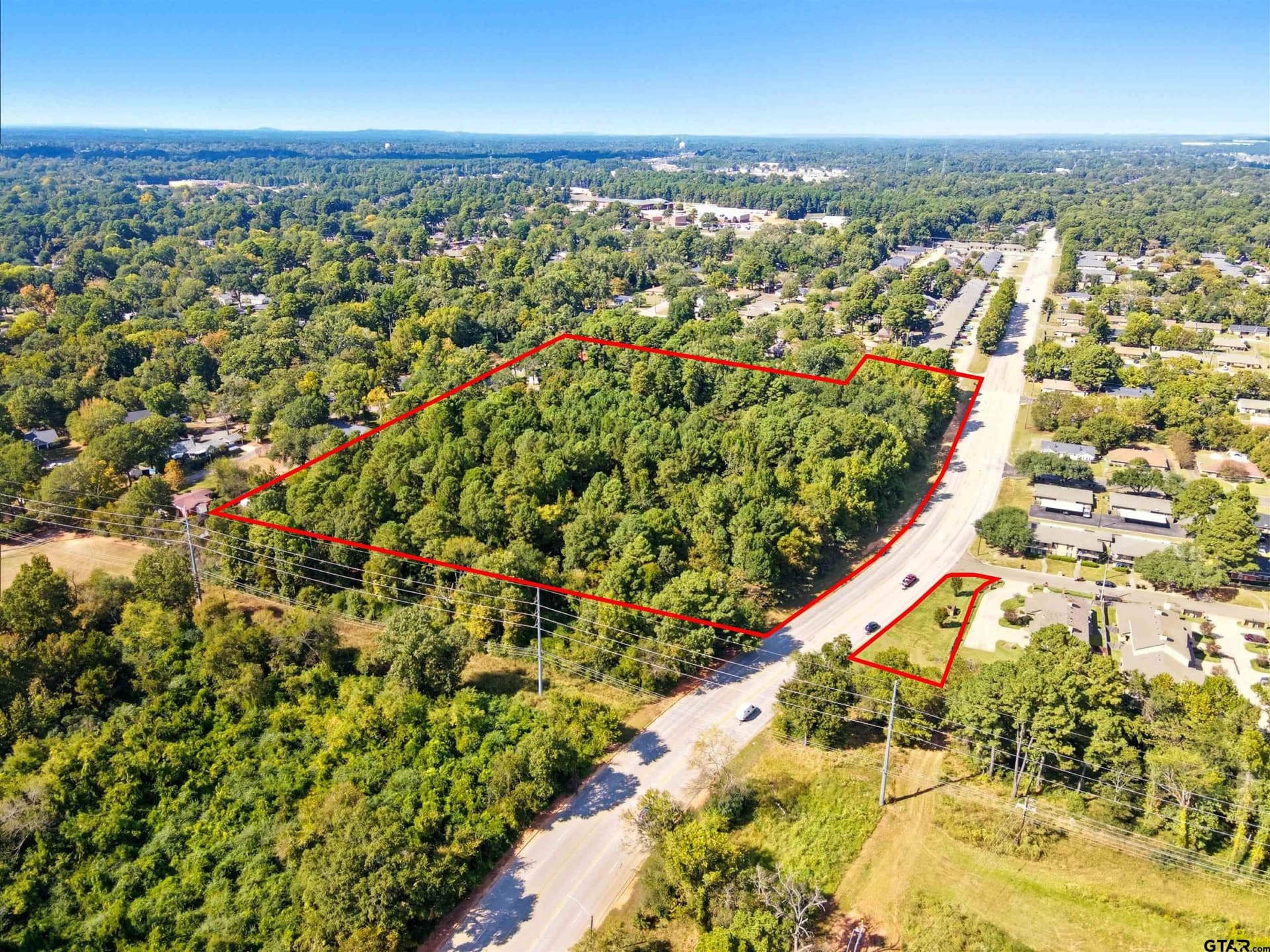 9.58 acres in Gregg County