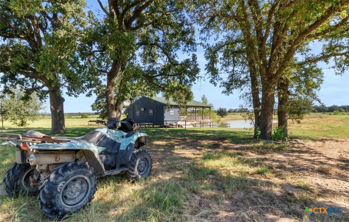 10 acres in Falls County gallery image 4