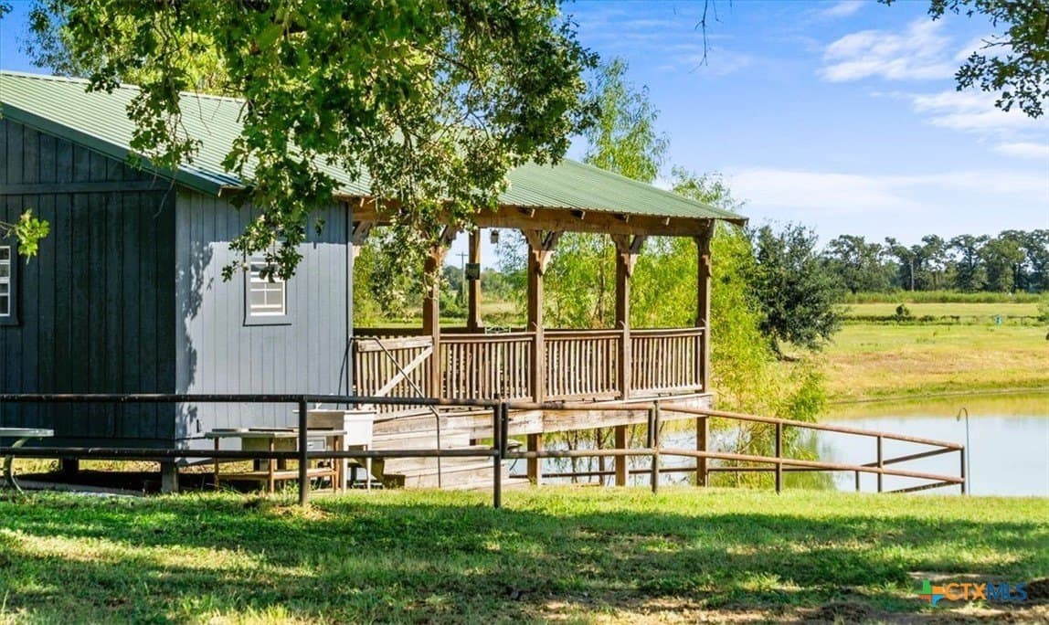 10 acres in Falls County gallery image 2