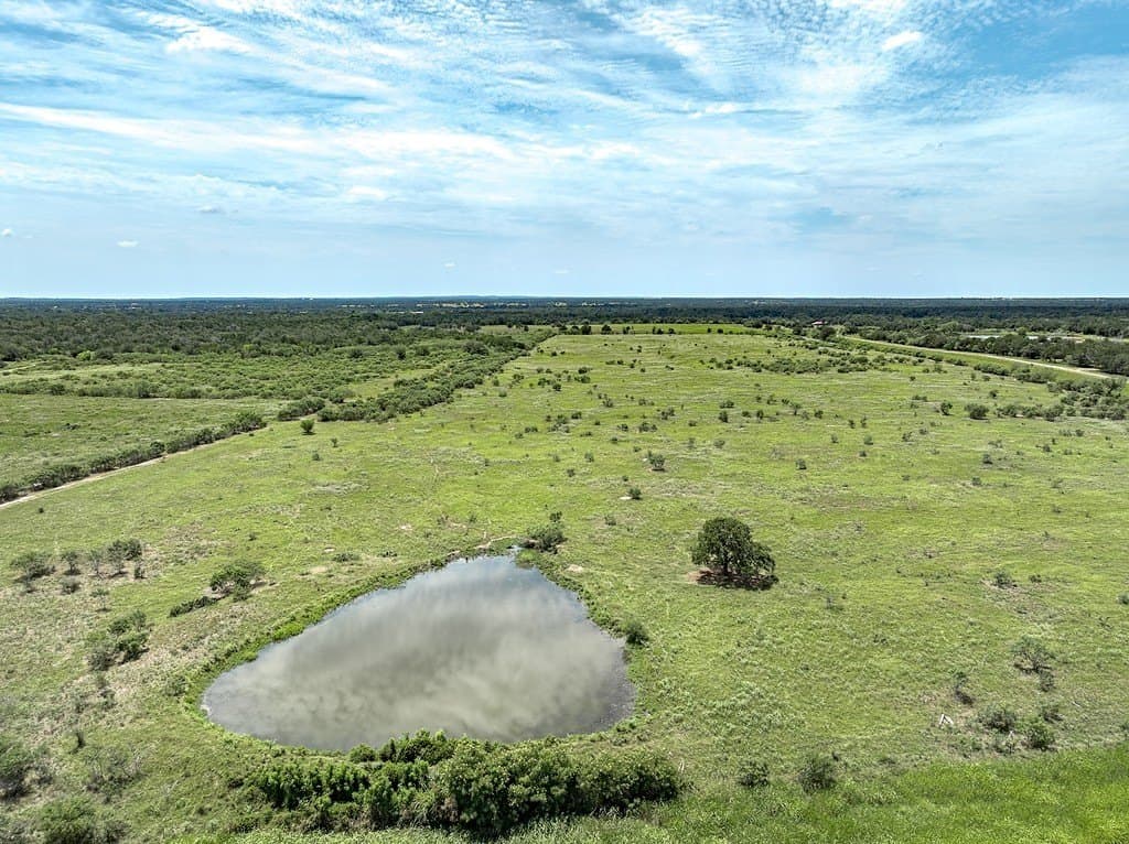 127.37 acres in Fayette County - photo 11