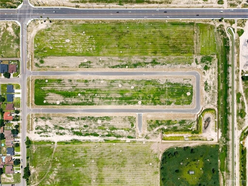 0.14 acres in Hidalgo County - photo 7