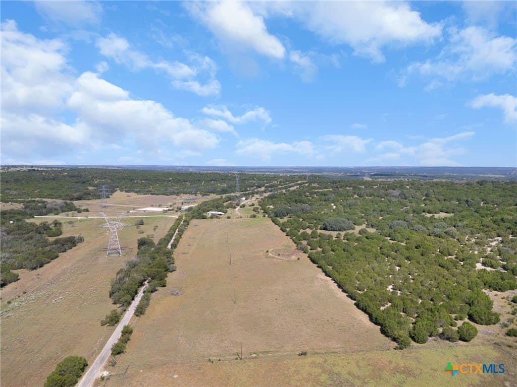 10 acres in Lampasas County - photo 4