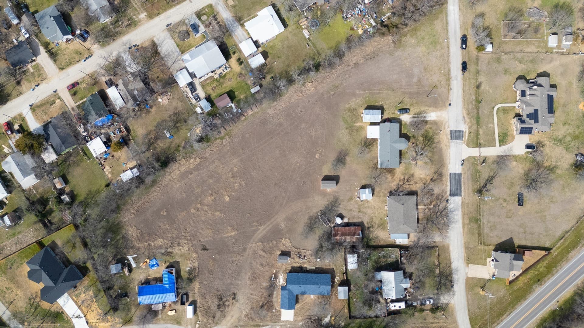 1.56 acres in Johnson County - photo 4
