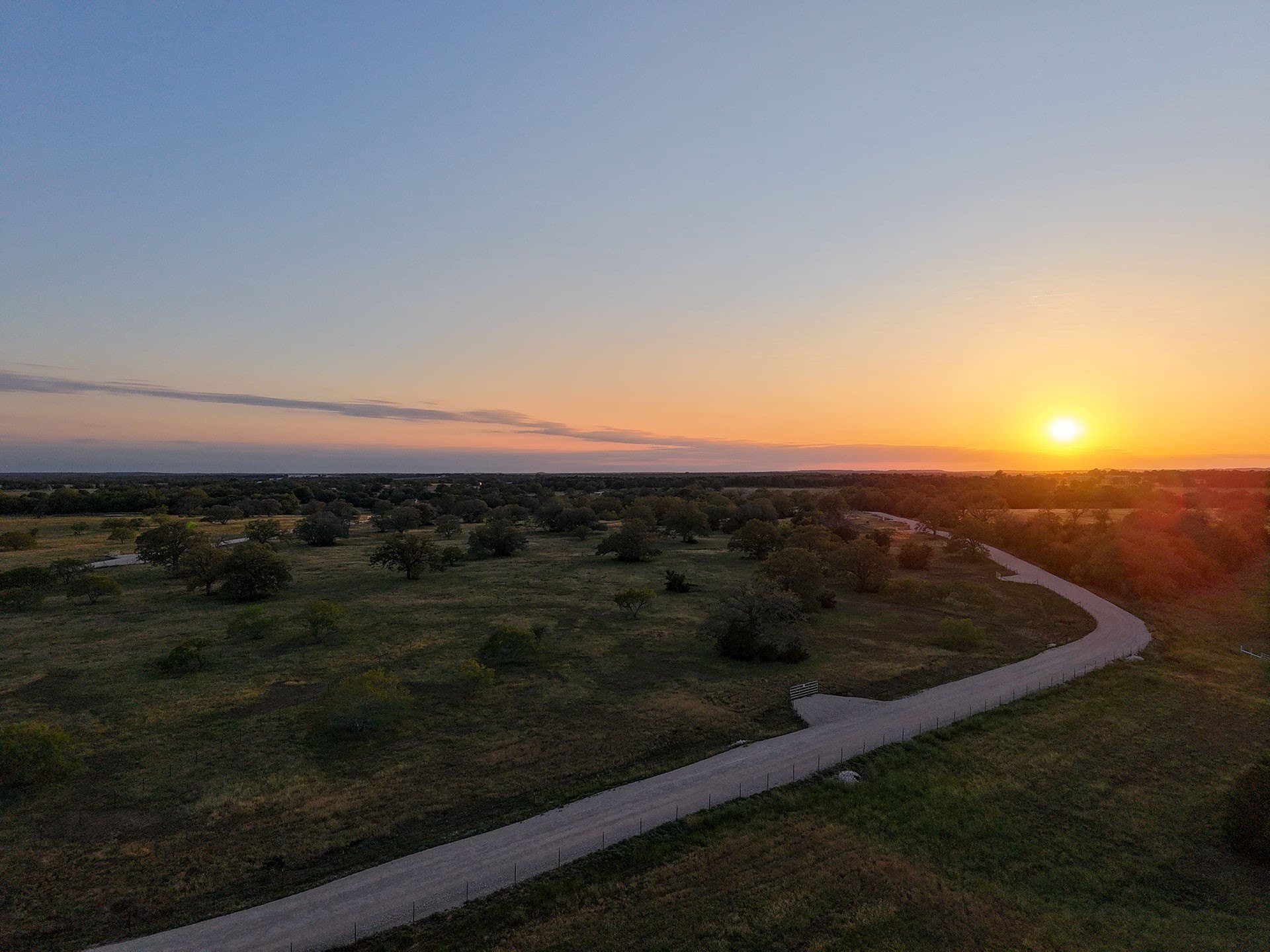 2 acres in Gonzales County - photo 6