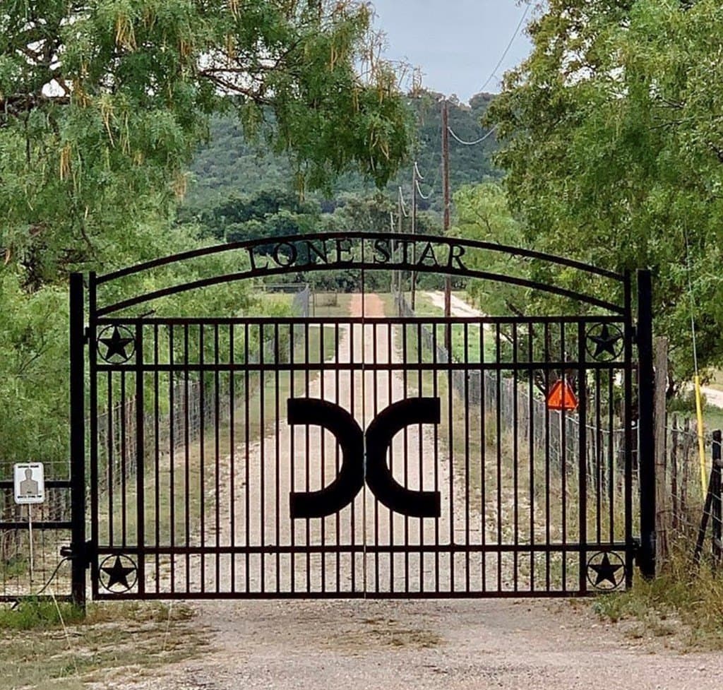 13.8 acres in Kimble County gallery image 2