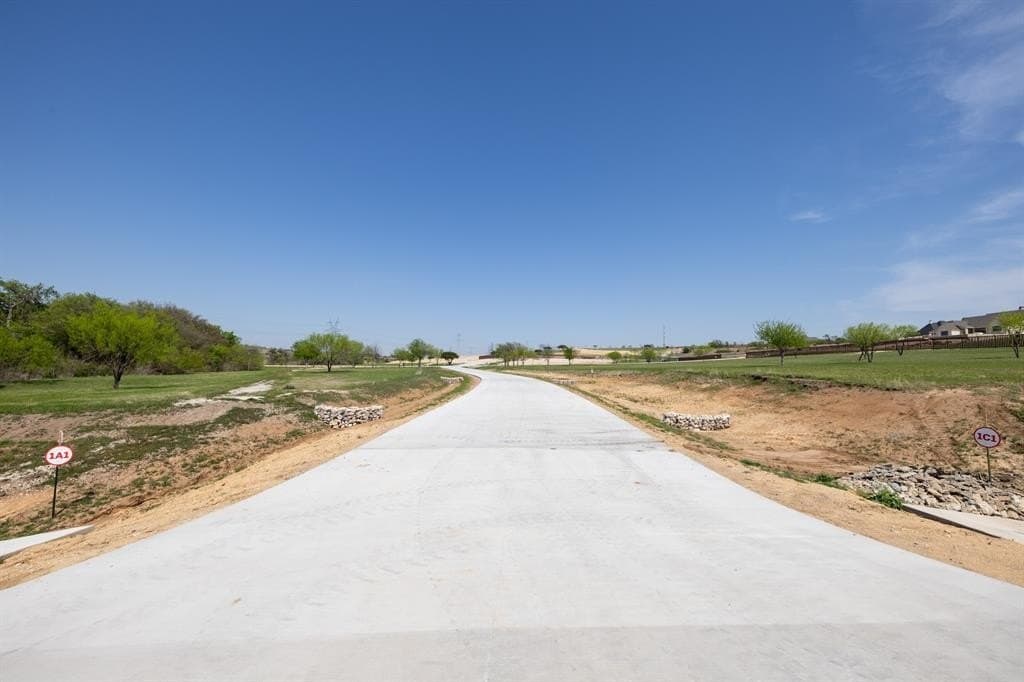 1.02 acres in Tarrant County gallery image 4